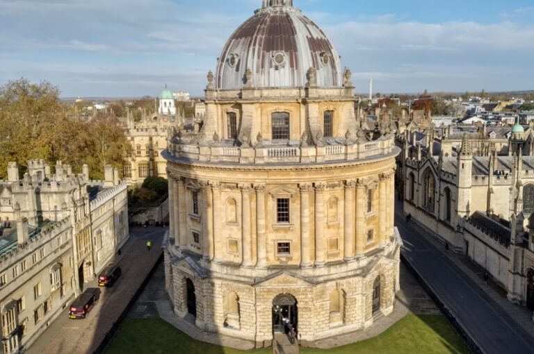 The stunning Radcliffe Camera in the morning sun